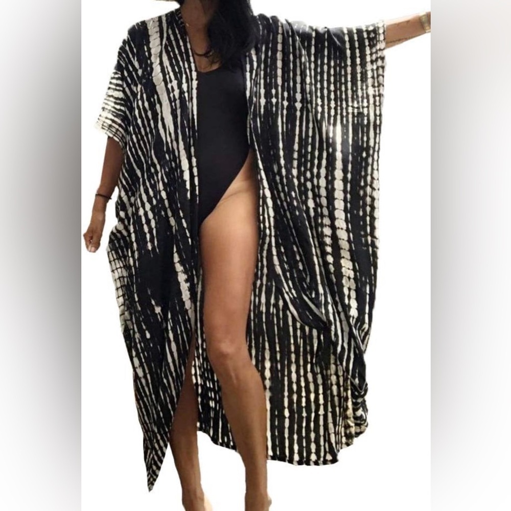 Black and White Women's Swim Cover-Up
